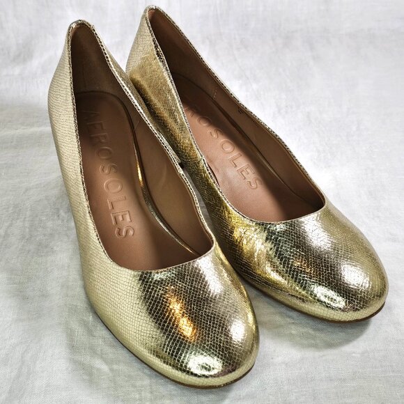 Aerosoles Ebel Ortholite Foam Insole Slip-on 2.25” Block Heel Pumps US 8.5 Gold - Picture 1 of 11